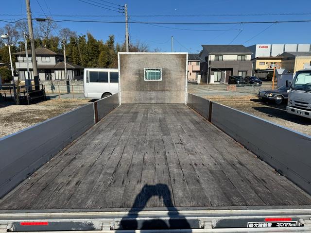 ファイター 57標準 リアエアサス アルミヒラ 車検付き 6MT 積載3.6t 2013/2 小平 A1302020 5方開 引出しフック9対ロープフックサイド12対 リア2ヶ 床木製(16枚目)