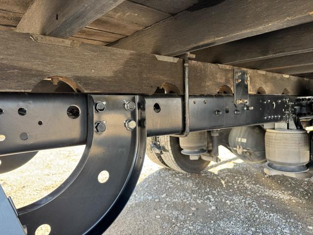 ファイター 57標準 リアエアサス アルミヒラ 車検付き 6MT 積載3.6t 2013/2 小平 A1302020 5方開 引出しフック9対ロープフックサイド12対 リア2ヶ 床木製(20枚目)