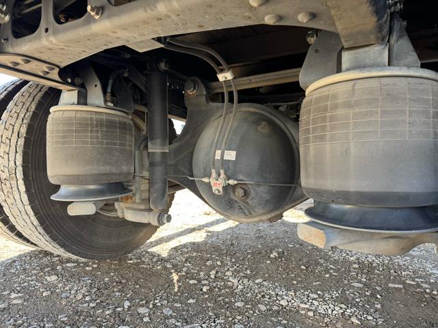 ファイター 57標準 リアエアサス アルミヒラ 車検付き 6MT 積載3.6t 2013/2 小平 A1302020 5方開 引出しフック9対ロープフックサイド12対 リア2ヶ 床木製(22枚目)