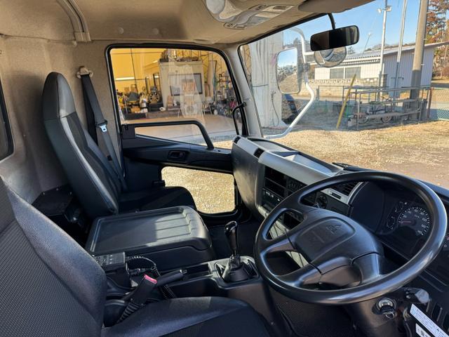 ファイター 57標準 リアエアサス アルミヒラ 車検付き 6MT 積載3.6t 2013/2 小平 A1302020 5方開 引出しフック9対ロープフックサイド12対 リア2ヶ 床木製(23枚目)