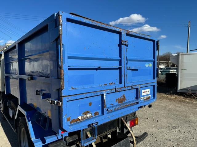 エルフトラック 　天蓋付き深ダンプ　ルーフキャリア　バックカメラ　ＥＴＣ　６ＭＴ　積載２ｔ　モリタ製　ＮＧ４０Ｅ－Ｔ　３９１６３１０１　天蓋（10枚目）