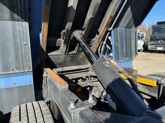 エルフトラック 　天蓋付き深ダンプ　ルーフキャリア　バックカメラ　ＥＴＣ　６ＭＴ　積載２ｔ　モリタ製　ＮＧ４０Ｅ－Ｔ　３９１６３１０１　天蓋（20枚目）