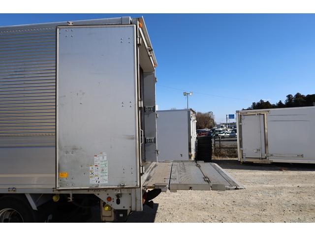 キャンター 　ワイド　ロング　格納ゲート　バックカメラ　ＥＴＣ２．０　キーレス　積載３．４５ｔ　パブコ　９０度ストッパー　引出しフック５対　ラッシング２段　床木　新明和　格納３枚　ラジコン　最大昇降質量１０００ｋｇ（19枚目）