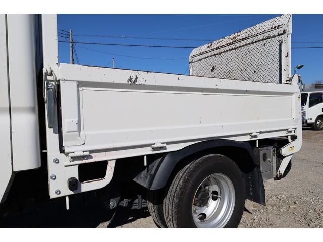 デュトロ 　標準ショート　ダブルキャブ（Ｗキャブ）　ＰＧ　ＥＴＣ　ＡＴ　積載２ｔ　２０１８／７　極東　Ｓ６０１－１ＳＲ　アーム式パワーゲート　最大荷重６００ｋｇ＜平＞２方開　床合板　ロープフックサイド３対　６人乗（6枚目）