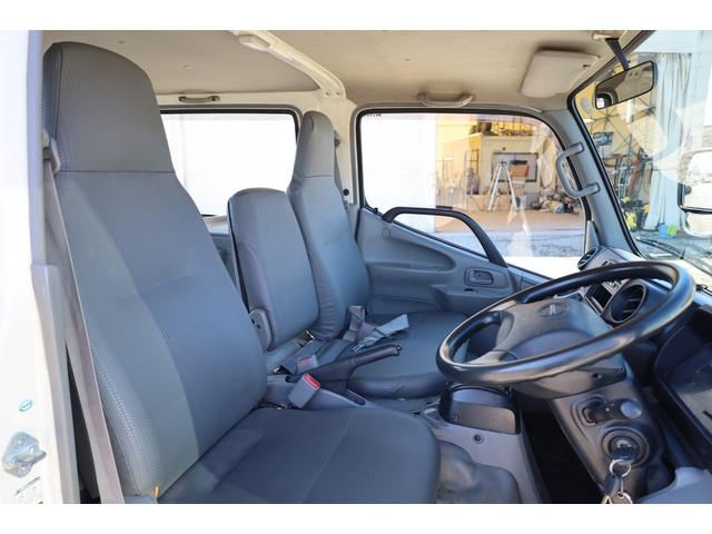 デュトロ 　標準ショート　ダブルキャブ（Ｗキャブ）　ＰＧ　ＥＴＣ　ＡＴ　積載２ｔ　２０１８／７　極東　Ｓ６０１－１ＳＲ　アーム式パワーゲート　最大荷重６００ｋｇ＜平＞２方開　床合板　ロープフックサイド３対　６人乗（26枚目）