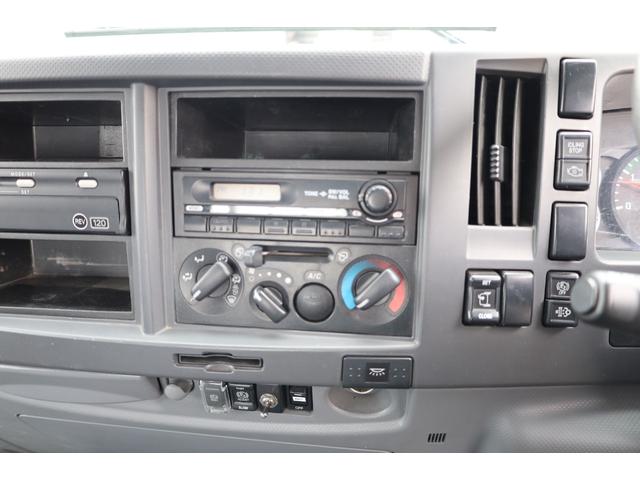 フォワード 　６２標準　ベッド　アルミヒラ　２４０馬力　６ＭＴ　積載３．９トン　＜平＞パブコ　３方開　床木製　セイコーラック　ロープフックサイド１４対　リア３ヶ（26枚目）