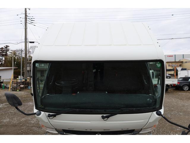 キャンター 　ワイドロング　カスタム　サイドドア　メッキ（グリル、フロントバンパー）　キーレス　積載２トン　パブコ　５７６Ｎ８５８７　Ｒ扉シャッター　Ｓ扉スライド　ラッシング３段　床木製（6枚目）