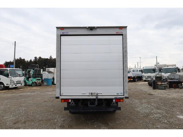 キャンター 　ワイドロング　カスタム　サイドドア　メッキ（グリル、フロントバンパー）　キーレス　積載２トン　パブコ　５７６Ｎ８５８７　Ｒ扉シャッター　Ｓ扉スライド　ラッシング３段　床木製（7枚目）