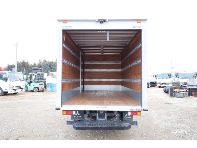 キャンター 　ワイドロング　カスタム　サイドドア　メッキ（グリル、フロントバンパー）　キーレス　積載２トン　パブコ　５７６Ｎ８５８７　Ｒ扉シャッター　Ｓ扉スライド　ラッシング３段　床木製（12枚目）