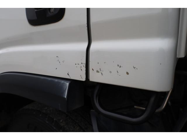 エルフトラック ワイド ロング サイドドア バックカメラ キーレス 6MT 積載2トン フルハーフ DLK T2DS989 ラッシング2段 床木製S扉スライド R扉観音 90度ストッパー(30枚目)