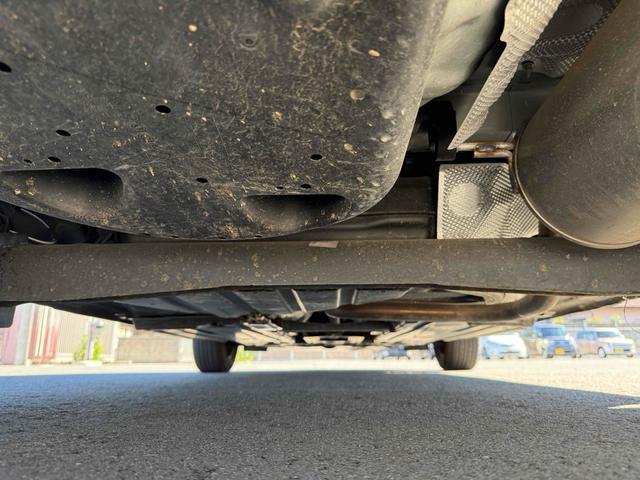 デミオ １３－スカイアクティブ　バックカメラ　ナビ　ＴＶ　キーレスエントリー　アイドリングストップ　電動格納ミラー　ＣＶＴ　衝突安全ボディ　ＡＢＳ　ＥＳＣ　ＣＤ　ＵＳＢ　エアコン　パワーステアリング　パワーウィンドウ（30枚目）