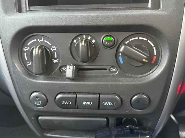 ジムニー ＸＧ　４ＷＤ　ドライブレコーダー　ＥＴＣ　キーレスエントリー　ＭＴ　ＡＢＳ　ＣＤ　アルミホイール　衝突安全ボディ　エアコン　パワーウィンドウ（5枚目）
