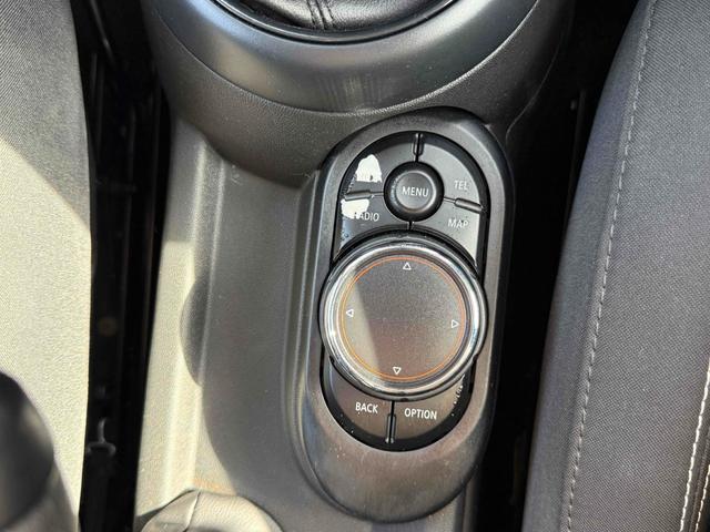 ご覧いただきありがとうございます♪気になったお車がありましたらお気軽にお電話をください♪