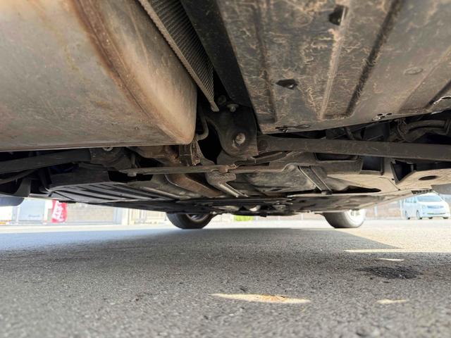 ご覧頂きまして誠に有難うございます！！是非ご来店して頂き、実際にご覧になって頂ければと思います。お客様からのご連絡をスタッフ一同、心よりお待ちしております