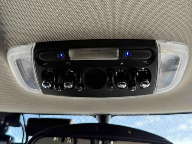 この度は当店のお車をご覧になっていただき、誠にありがとうございます。ぜひじっくりとご検討下さい。気軽にお問合せ・お見積りお待ちしております。