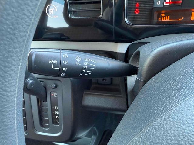 モコ Ｘ　バックカメラ　スマートキー　電動格納ミラー　ベンチシート　ＣＶＴ　盗難防止システム　ＡＢＳ　ＣＤ　ＵＳＢ　衝突安全ボディ　エアコン　パワーステアリング　パワーウィンドウ（7枚目）