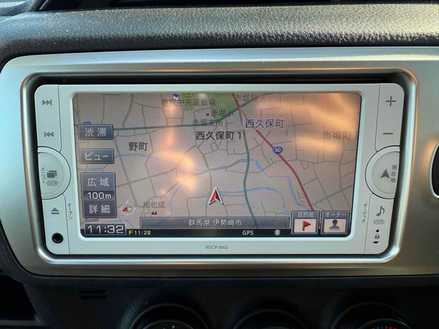 ヴィッツ F ナビ TV アルミホイール キーレスエントリー アイドリングストップ 電動格納ミラー CVT 衝突安全ボディ ABS ESC Bluetooth エアコン パワーステアリング(3枚目)