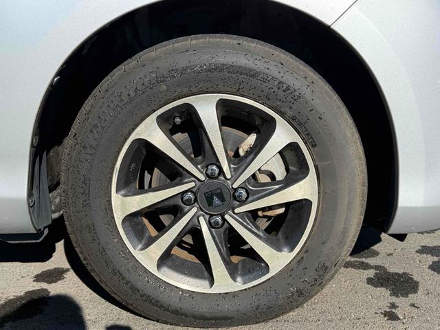 ヴィッツ F ナビ TV アルミホイール キーレスエントリー アイドリングストップ 電動格納ミラー CVT 衝突安全ボディ ABS ESC Bluetooth エアコン パワーステアリング(20枚目)