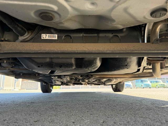 ヴィッツ F ナビ TV アルミホイール キーレスエントリー アイドリングストップ 電動格納ミラー CVT 衝突安全ボディ ABS ESC Bluetooth エアコン パワーステアリング(30枚目)