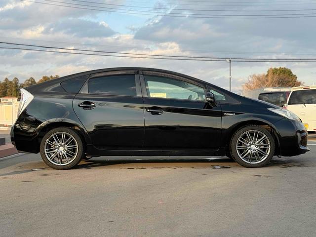 プリウス S ETC オートクルーズコントロール バックカメラ ナビ TV アルミホイール オートライト HID CVT スマートキー 電動格納ミラー 盗難防止システム 衝突安全ボディ ABS エアコン(14枚目)