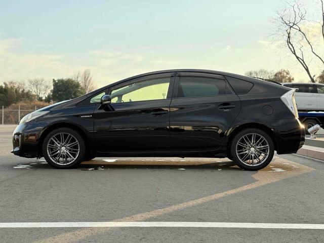 プリウス S ETC オートクルーズコントロール バックカメラ ナビ TV アルミホイール オートライト HID CVT スマートキー 電動格納ミラー 盗難防止システム 衝突安全ボディ ABS エアコン(15枚目)