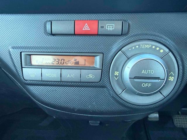 ルクラカスタム ＲＳ　ナビ　ＴＶ　ＨＩＤ　スマートキー　電動格納ミラー　ＣＶＴ　盗難防止システム　ＡＢＳ　ＣＤ　ＵＳＢ　Ｂｌｕｅｔｏｏｔｈ　アルミホイール　衝突安全ボディ　エアコン　パワーステアリング　パワーウィンドウ（10枚目）