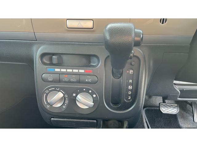 アルトラパン G スマートキー ベンチシート AT 盗難防止システム ABS CD アルミホイール 衝突安全ボディ エアコン パワーステアリング パワーウィンドウ(3枚目)