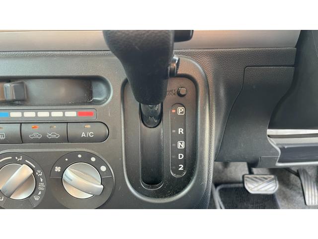 アルトラパン G スマートキー ベンチシート AT 盗難防止システム ABS CD アルミホイール 衝突安全ボディ エアコン パワーステアリング パワーウィンドウ(5枚目)