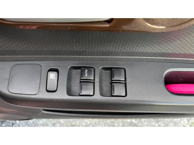 アルトラパン G スマートキー ベンチシート AT 盗難防止システム ABS CD アルミホイール 衝突安全ボディ エアコン パワーステアリング パワーウィンドウ(11枚目)