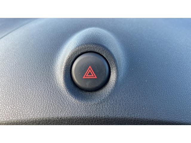 ジューク 15RX タイプV ETC バックカメラ ナビ オートライト スマートキー 電動格納ミラー CVT 盗難防止システム 衝突安全ボディ ミュージックプレイヤー接続可 ABS エアコン パワーステアリング パワーウィンドウ(47枚目)