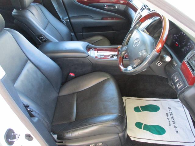 LS LS460 バージョンU Iパッケージ 後期仕様 サンルーフ 黒革シート シートヒーター&クーラー アルカンターラルーフライニング エアサスコントローラー LEDヘッドライト 純正ナビTV バックカメラ ETC リアサンシェード 当店買取車(41枚目)