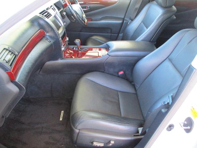 LS LS460 バージョンU Iパッケージ 後期仕様 サンルーフ 黒革シート シートヒーター&クーラー アルカンターラルーフライニング エアサスコントローラー LEDヘッドライト 純正ナビTV バックカメラ ETC リアサンシェード 当店買取車(46枚目)