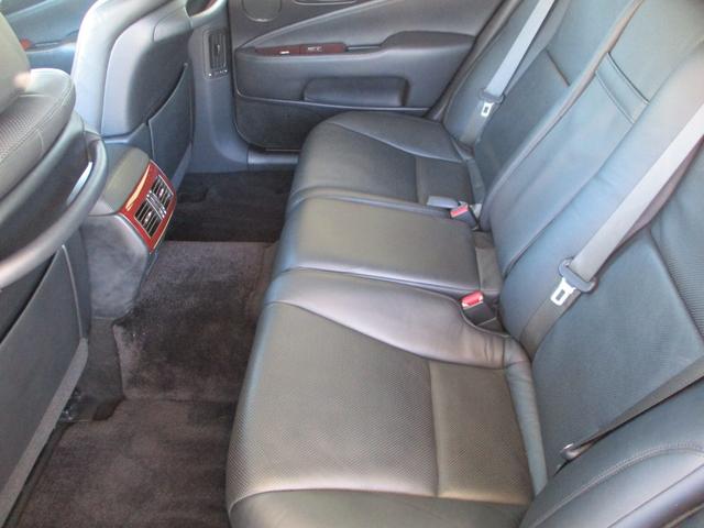 LS LS460 バージョンU Iパッケージ 後期仕様 サンルーフ 黒革シート シートヒーター&クーラー アルカンターラルーフライニング エアサスコントローラー LEDヘッドライト 純正ナビTV バックカメラ ETC リアサンシェード 当店買取車(49枚目)