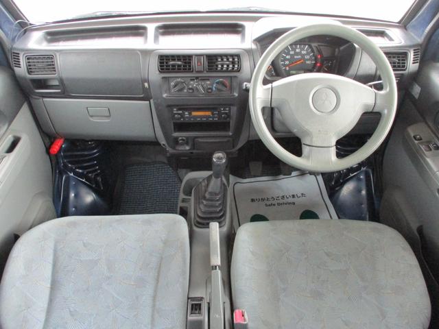 ミニキャブバン CL ハイルーフ 4WD 5MT ワンオーナー当店買取車 タイミングベルト116000KM時交換済み 前席パワーウインドウ 2023年製造タイヤ4本(ダンロップ)(9枚目)