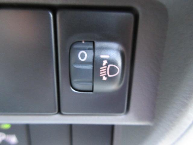 ミニキャブバン Ｍ　届出済未使用車／衝突軽減Ｂ／リアパーキングＳ／車線逸脱警報／マニュアルＡＣ／ＩＳＴＯＰ／横滑防止／キーレス／オートハイビーム／（13枚目）