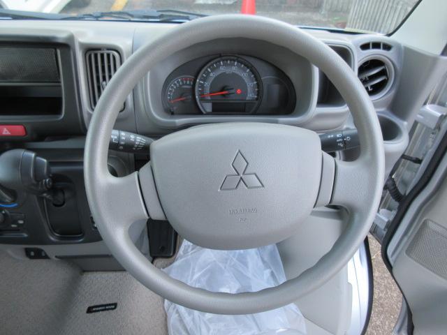 ミニキャブバン Ｍ　届出済未使用車／衝突軽減Ｂ／リアパーキングＳ／車線逸脱警報／マニュアルＡＣ／ＩＳＴＯＰ／横滑防止／キーレス／オートハイビーム／（20枚目）