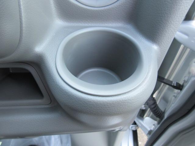 ミニキャブバン Ｍ　届出済未使用車／衝突軽減Ｂ／リアパーキングＳ／車線逸脱警報／マニュアルＡＣ／ＩＳＴＯＰ／横滑防止／キーレス／オートハイビーム／（24枚目）