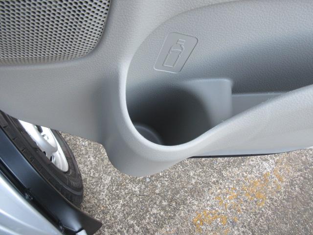 ミニキャブバン Ｍ　届出済未使用車／衝突軽減Ｂ／リアパーキングＳ／車線逸脱警報／マニュアルＡＣ／ＩＳＴＯＰ／横滑防止／キーレス／オートハイビーム／（32枚目）