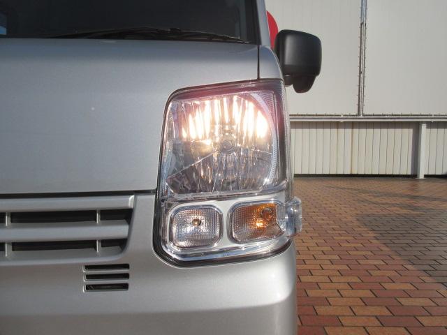 ミニキャブバン Ｍ　届出済未使用車／衝突軽減Ｂ／リアパーキングＳ／車線逸脱警報／マニュアルＡＣ／ＩＳＴＯＰ／横滑防止／キーレス／オートハイビーム／（52枚目）