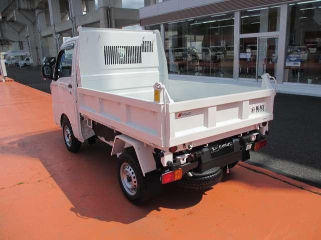 ハイゼットトラック 多目的ダンプ(電動式)3方開 4WDラジオ・LED省力パック・フロントシェルフ・ラバーマット・バイザー付き(12枚目)