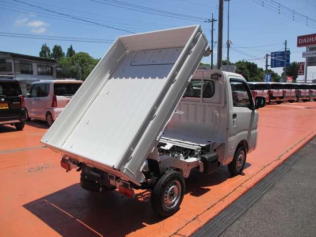 ハイゼットトラック ローダンプ　電動式ローダンプ・ラジオ・ＬＥＤ省力パック搭載フロントシェルフ・ラバーマット・バイザー付き（3枚目）