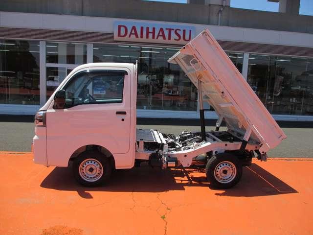 ハイゼットトラック ローダンプ　電動式ローダンプ・ラジオ・ＬＥＤ省力パック搭載フロントシェルフ・ラバーマット・バイザー付き（5枚目）