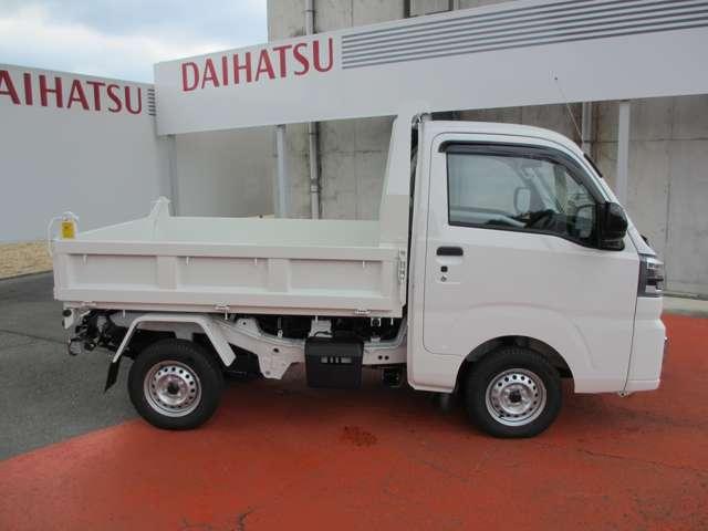 ハイゼットトラック 多目的ダンプ ハイゼットトラック多目的ダンプPTO式3方開4WD LEDパック・マット・バイザー・フロントシェルフ・マッドガード付き!(10枚目)