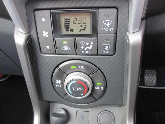 �I�[�g�G�A�R��