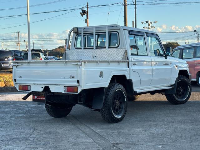 ランドクルーザー70 ピックアップ ランクル70/ランクル79/ユーザー買取車/30thアニバーサリーピックアップ/ガソリン/5MT/ETC/BFグッドリッチKO3ATタイヤ(2365/85R16)/社外16AW(17枚目)