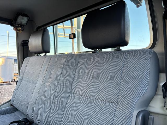 ランドクルーザー70 ピックアップ ランクル70/ランクル79/ユーザー買取車/30thアニバーサリーピックアップ/ガソリン/5MT/ETC/BFグッドリッチKO3ATタイヤ(2365/85R16)/社外16AW(35枚目)