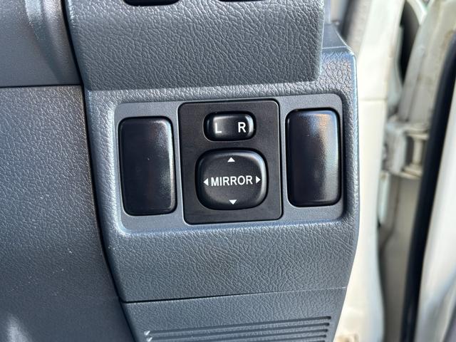 ランドクルーザー70 ピックアップ ランクル70/ランクル79/ユーザー買取車/30thアニバーサリーピックアップ/ガソリン/5MT/ETC/BFグッドリッチKO3ATタイヤ(2365/85R16)/社外16AW(37枚目)