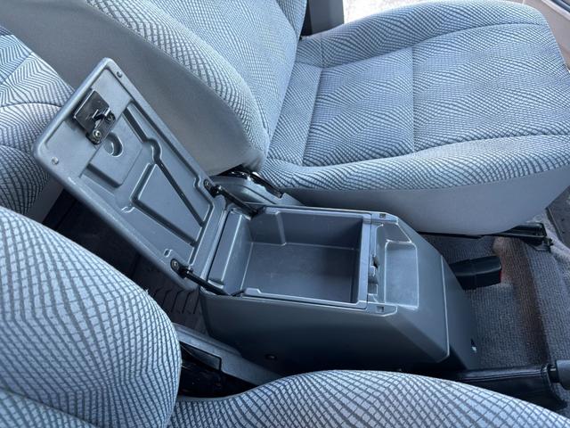 ランドクルーザー70 ピックアップ ランクル70/ランクル79/ユーザー買取車/30thアニバーサリーピックアップ/ガソリン/5MT/ETC/BFグッドリッチKO3ATタイヤ(2365/85R16)/社外16AW(45枚目)