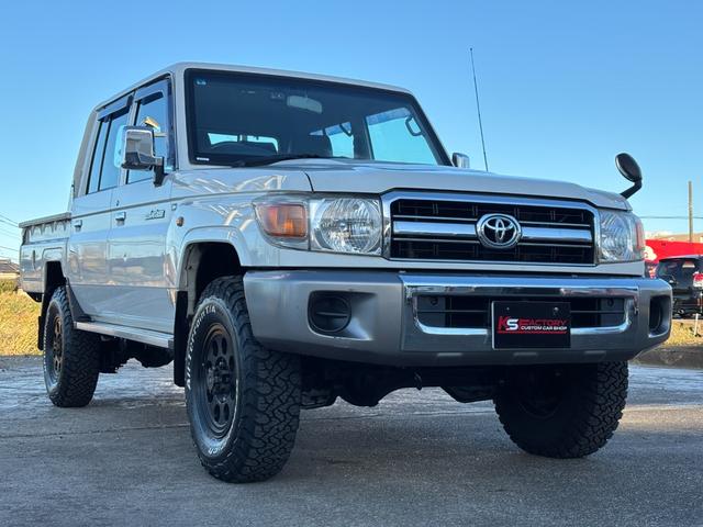 ランドクルーザー70 ピックアップ ランクル70/ランクル79/ユーザー買取車/30thアニバーサリーピックアップ/ガソリン/5MT/ETC/BFグッドリッチKO3ATタイヤ(2365/85R16)/社外16AW(53枚目)