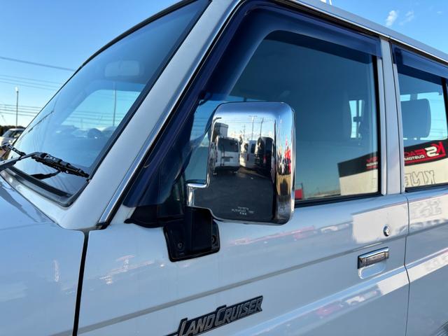 ランドクルーザー70 ピックアップ ランクル70/ランクル79/ユーザー買取車/30thアニバーサリーピックアップ/ガソリン/5MT/ETC/BFグッドリッチKO3ATタイヤ(2365/85R16)/社外16AW(63枚目)